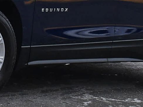 Used 2023 Chevrolet Equinox LT image 28