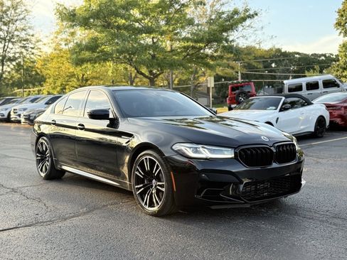 Used 2023 BMW M5 image 8