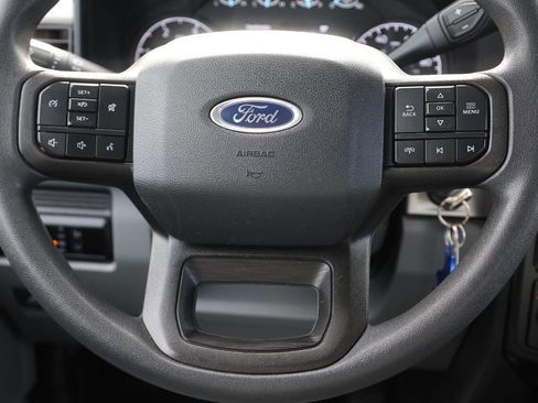 Used 2023 Ford F450 XL w/ Snow Plow/Camper Package image 18