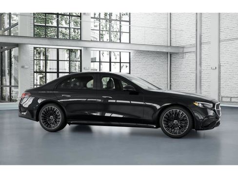 New 2026 Mercedes-Benz E 350 4MATIC Sedan image 13