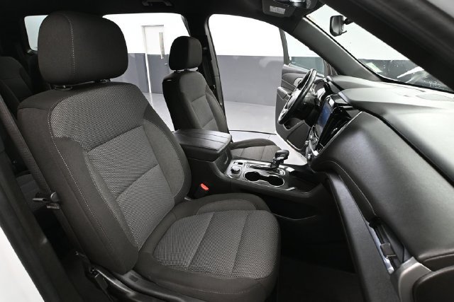 Used 2023 Chevrolet Traverse LT AWD/4WD image 42