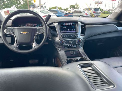 Used 2017 Chevrolet Tahoe LT RWD image 9