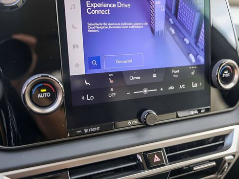 Used 2024 Lexus RX 350 FWD w/ Technology Package image 18