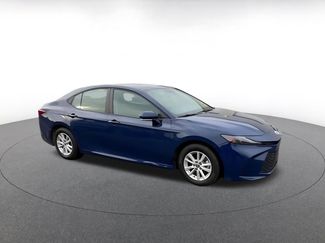 Used 2025 Toyota Camry LE video 2