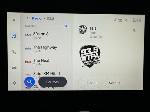 Used 2025 Toyota Highlander XLE image 28