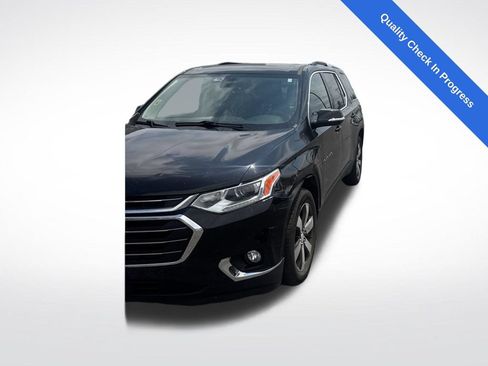 Used 2018 Chevrolet Traverse LT AWD/4WD image 1