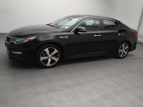 Used 2020 Kia Optima S image 2