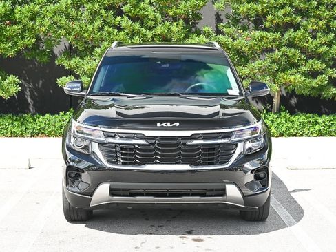 Used 2024 Kia Seltos S image 2