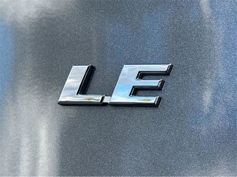 Used 2025 Toyota RAV4 LE image 21