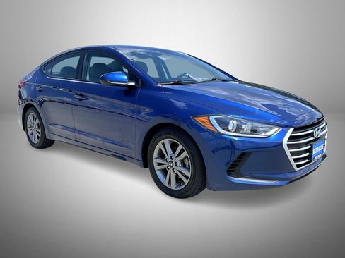 Used 2018 Hyundai Elantra SEL FWD image 3
