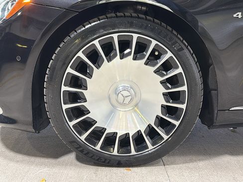 Used 2020 Mercedes-Benz Maybach S 560 4MATIC image 41