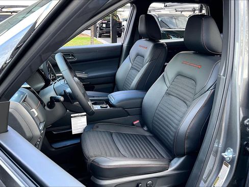 New 2026 Nissan Pathfinder Rock Creek image 9