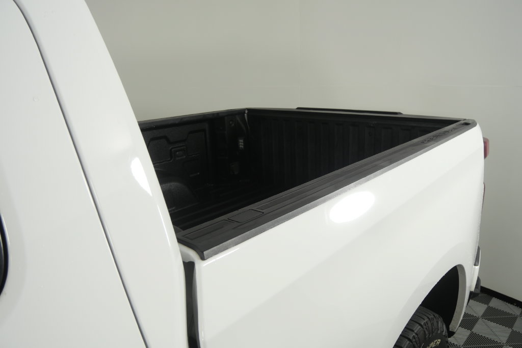 Used 2020 Chevrolet Silverado 1500 RST AWD/4WD image 10