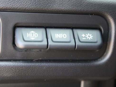 Used 2021 Chevrolet Suburban High Country RWD image 29