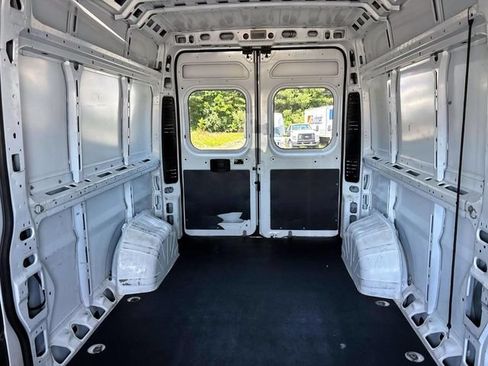 Used 2023 RAM ProMaster 2500 FWD image 24