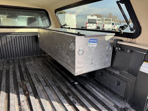 Used 2019 Toyota Tacoma SR image 23