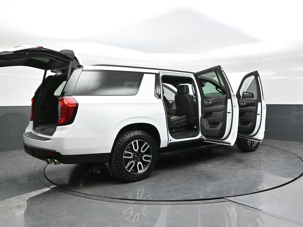 Used 2023 GMC Yukon XL AT4 AWD/4WD image 53