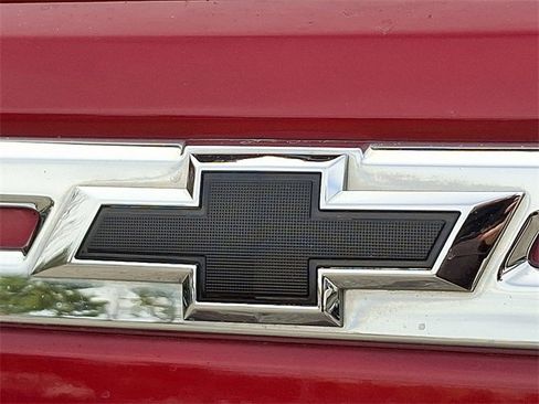 Used 2022 Chevrolet Tahoe LT w/ LT Signature Package image 31