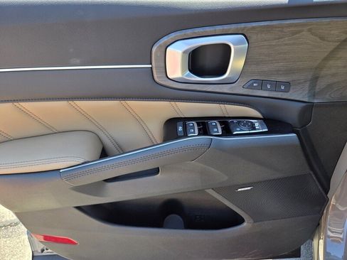 New 2026 Kia Sorento SX Prestige AWD/4WD image 11