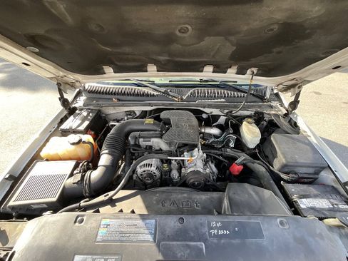 Used 2005 GMC Sierra 2500 SLT w/ Heavy-Duty Power Package image 54