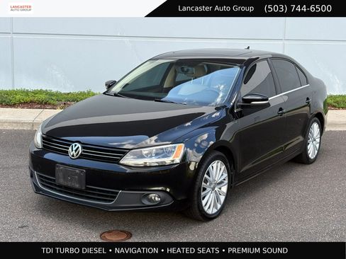 Used 2013 Volkswagen Jetta TDI FWD image 1