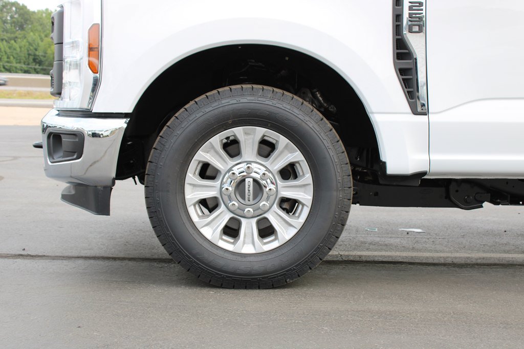 Used 2024 Ford F250 XL w/ XL Chrome Package RWD image 39