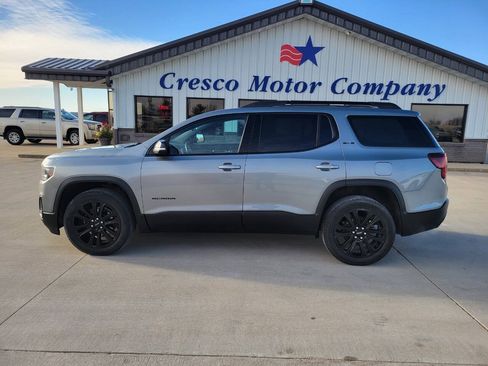 Used 2023 GMC Acadia SLE w/ Elevation Edition AWD/4WD image 2