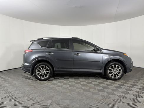Used 2018 Toyota RAV4 Limited w/ Advanced Technology Package image 5