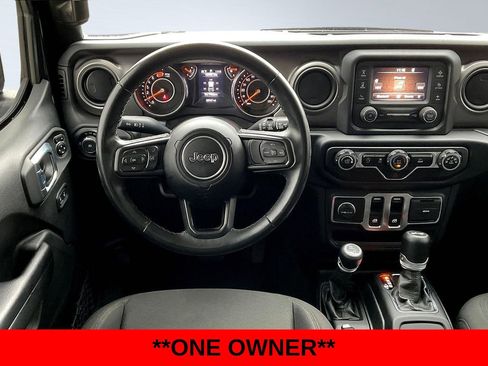 Used 2021 Jeep Wrangler Sport S image 7
