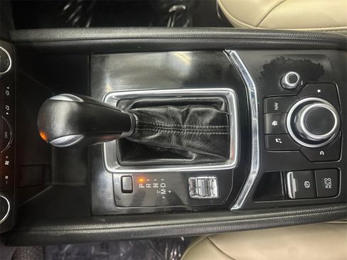 Used 2018 MAZDA CX-5 Touring w/ Preferred Equipment Package image 33