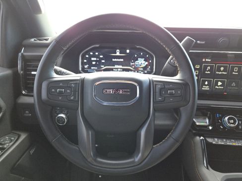 Used 2024 GMC Sierra 2500 AT4 w/ AT4 Premium Plus Package image 37