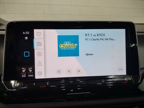 New 2026 Volkswagen Atlas Cross Sport SEL Premium R-Line image 32