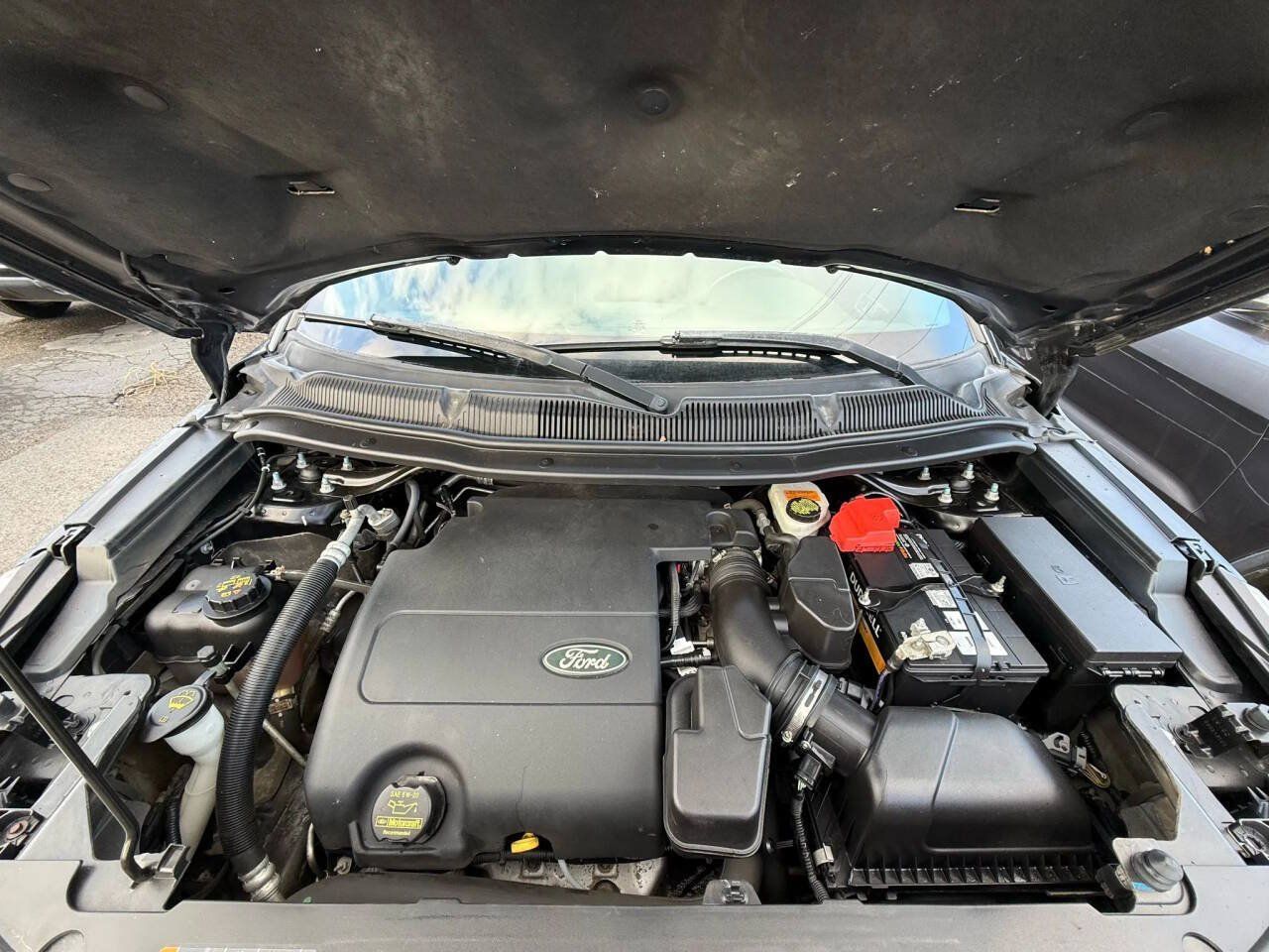 Used 2013 Ford Explorer XLT AWD/4WD image 24