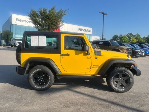 Used 2011 Jeep Wrangler Sport AWD/4WD image 7