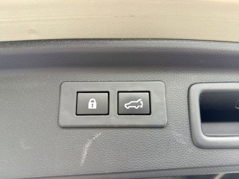 Certified 2022 Subaru Forester Wilderness AWD/4WD image 37