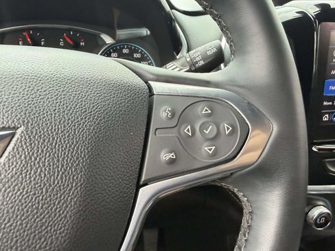 Used 2023 Chevrolet Traverse LT AWD/4WD image 33
