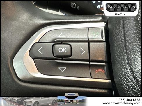 Used 2022 Jeep Compass Limited image 17