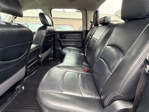 Used 2017 RAM 1500 Express w/ Express Value Package AWD/4WD image 15