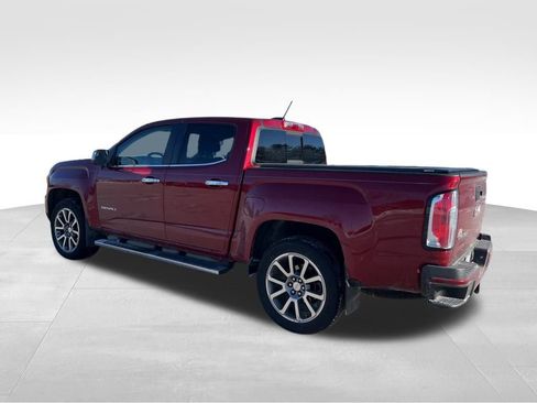 Used 2017 GMC Canyon Denali image 5