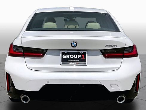 Used 2026 BMW 330i Sedan RWD image 5