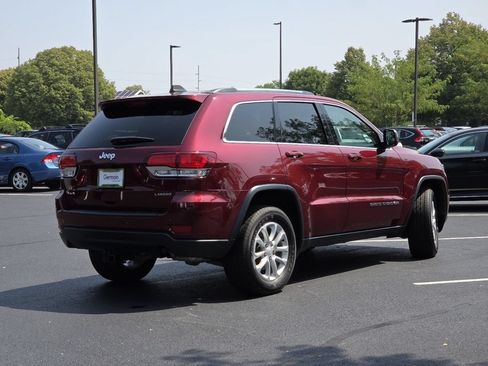 Used 2021 Jeep Grand Cherokee Laredo w/ Security & Convenience Group AWD/4WD image 21