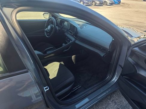 Used 2026 Hyundai Elantra Sport FWD image 37