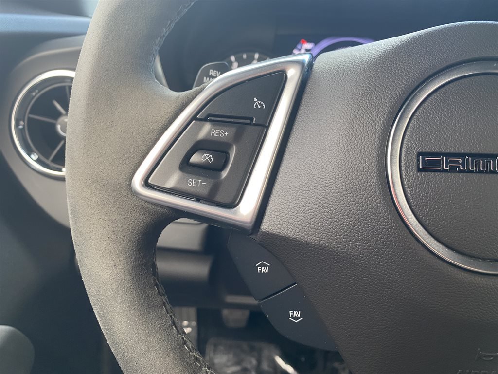 Used 2020 Chevrolet Camaro SS RWD image 32