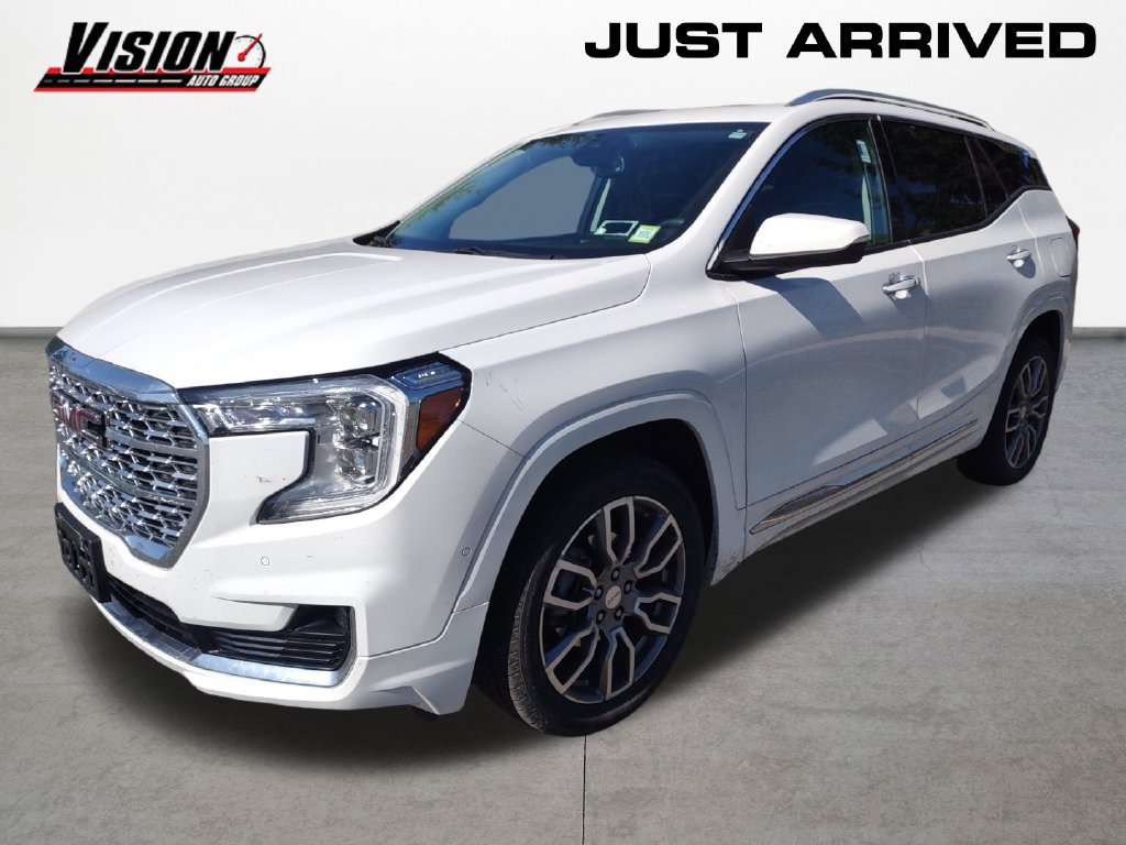 Used 2024 GMC Terrain Denali w/ Denali Premium Package AWD/4WD 360° Tour