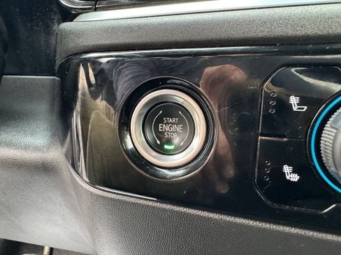 Used 2022 Chevrolet Silverado 1500 LT image 22