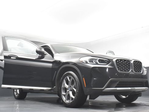 Used 2025 BMW X4 xDrive30i image 33