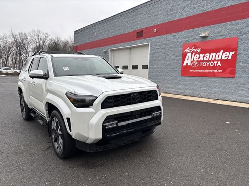Used 2025 Toyota 4Runner TRD Sport Premium w/ Tow Technology Package image 1