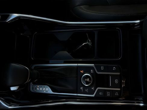 Used 2022 Kia Sorento SX image 10