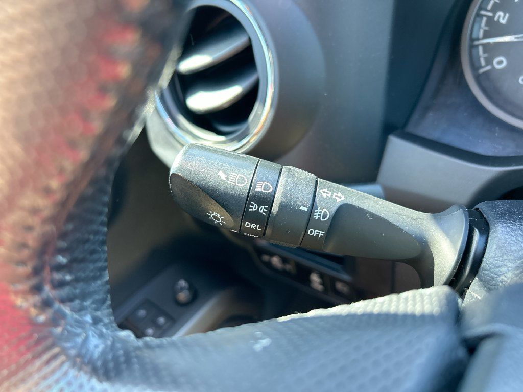 Used 2019 Toyota Tacoma TRD Sport RWD image 20