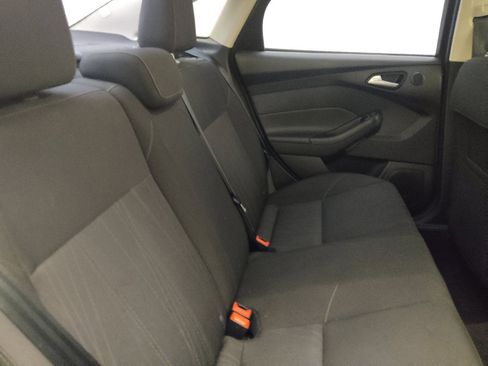 Used 2017 Ford Focus SEL FWD image 19